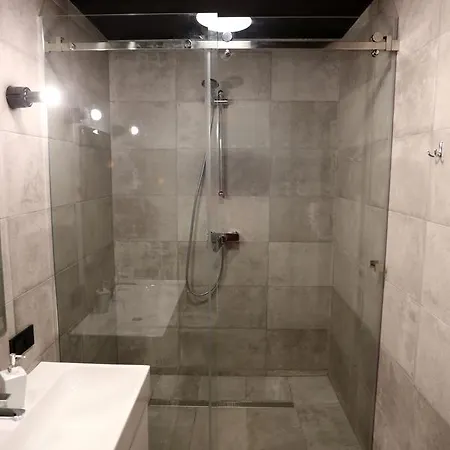 Apartamento Vysoka Khata1 *